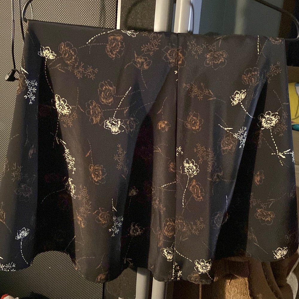 Black skirt